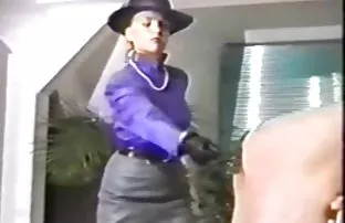 XXX دانیلز و باتلر هم به خنده در شوهرش دیدن فیلم سکسی انلاین