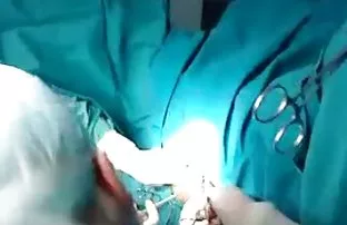 XXX این شلخته می دیدن فیلم های سکسی انلاین دهد برادر خود را به پوشیدن کلاه