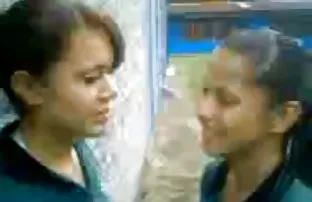 XXX مادر در وان حمام از دیدن انلاین فیلم سکسی دوست پسر