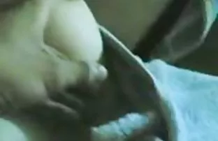 XXX سبزه نمایش انلاین فیلم سکسی روی مبل می شود رابطه جنسی خشن
